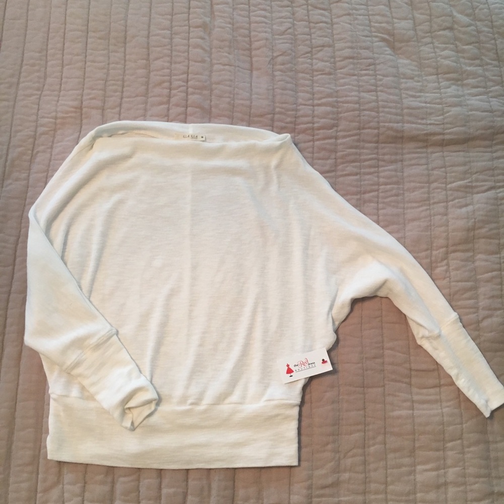 Illa Illa (Red Dress Boutique) Off Shoulder Top